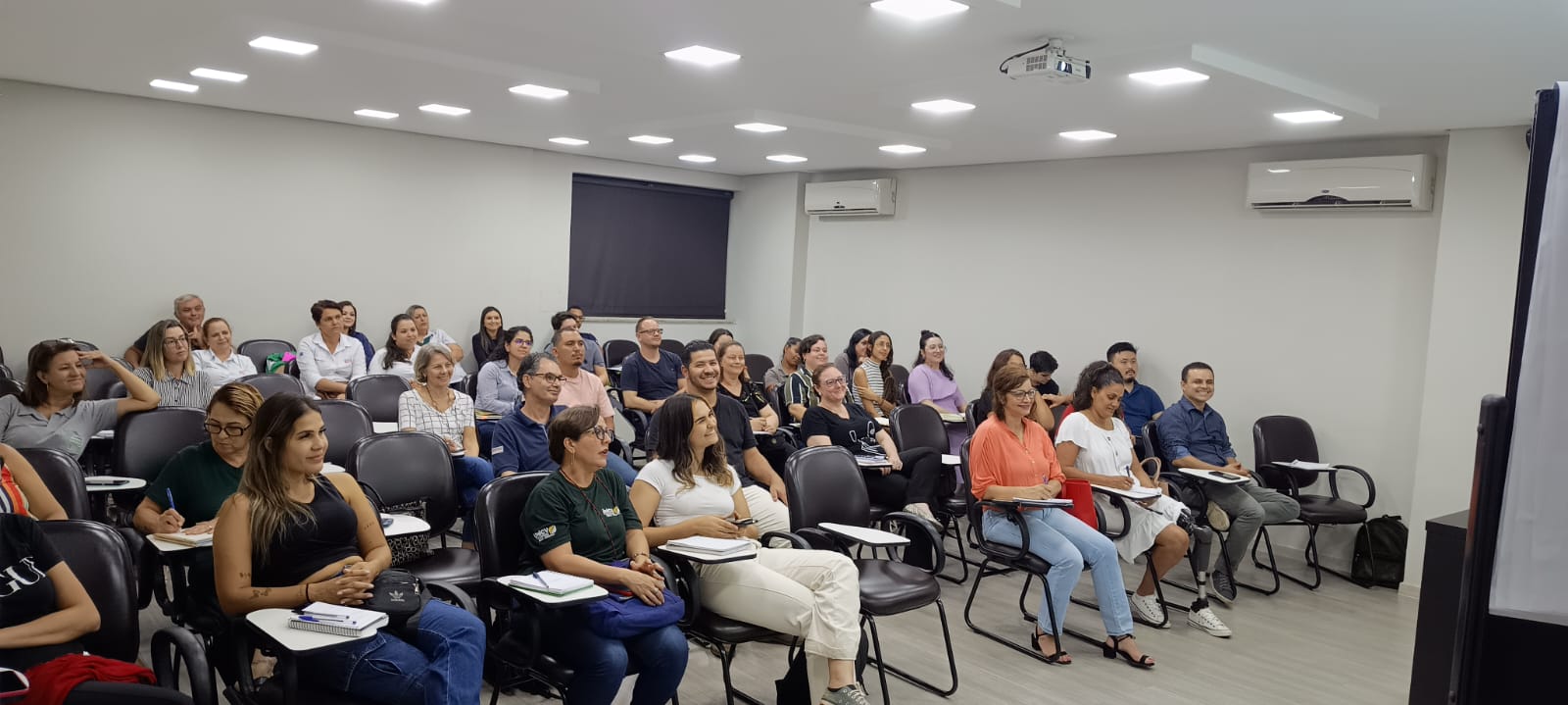 ACIL recebe curso gratuito do Programa Paraná Empreende Mais 