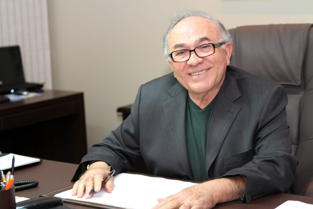 Livro revela a trajetória do empresário londrinense Pedro Barboza Lopes 3
