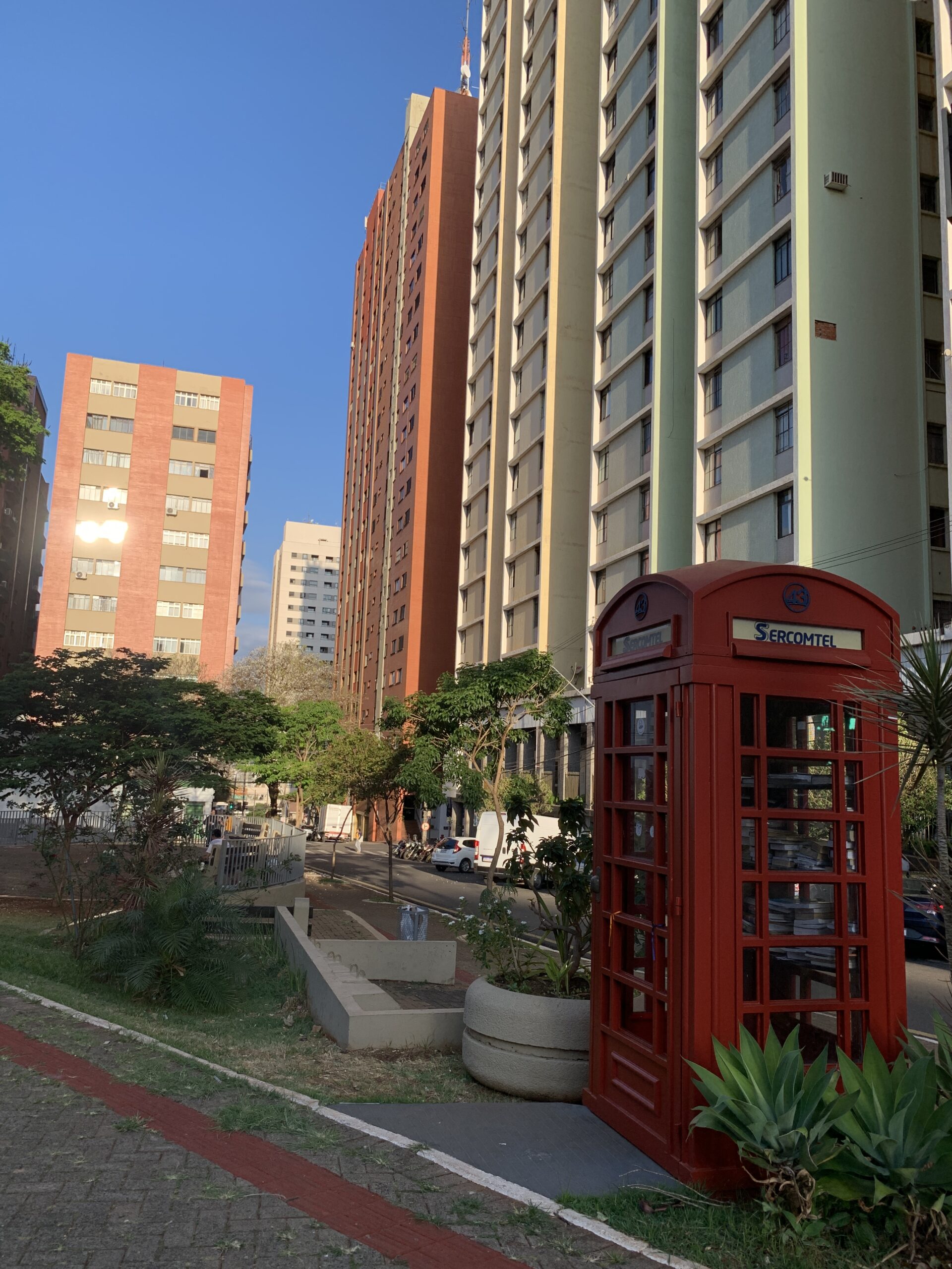 Confira o horário do comércio desta semana em Londrina