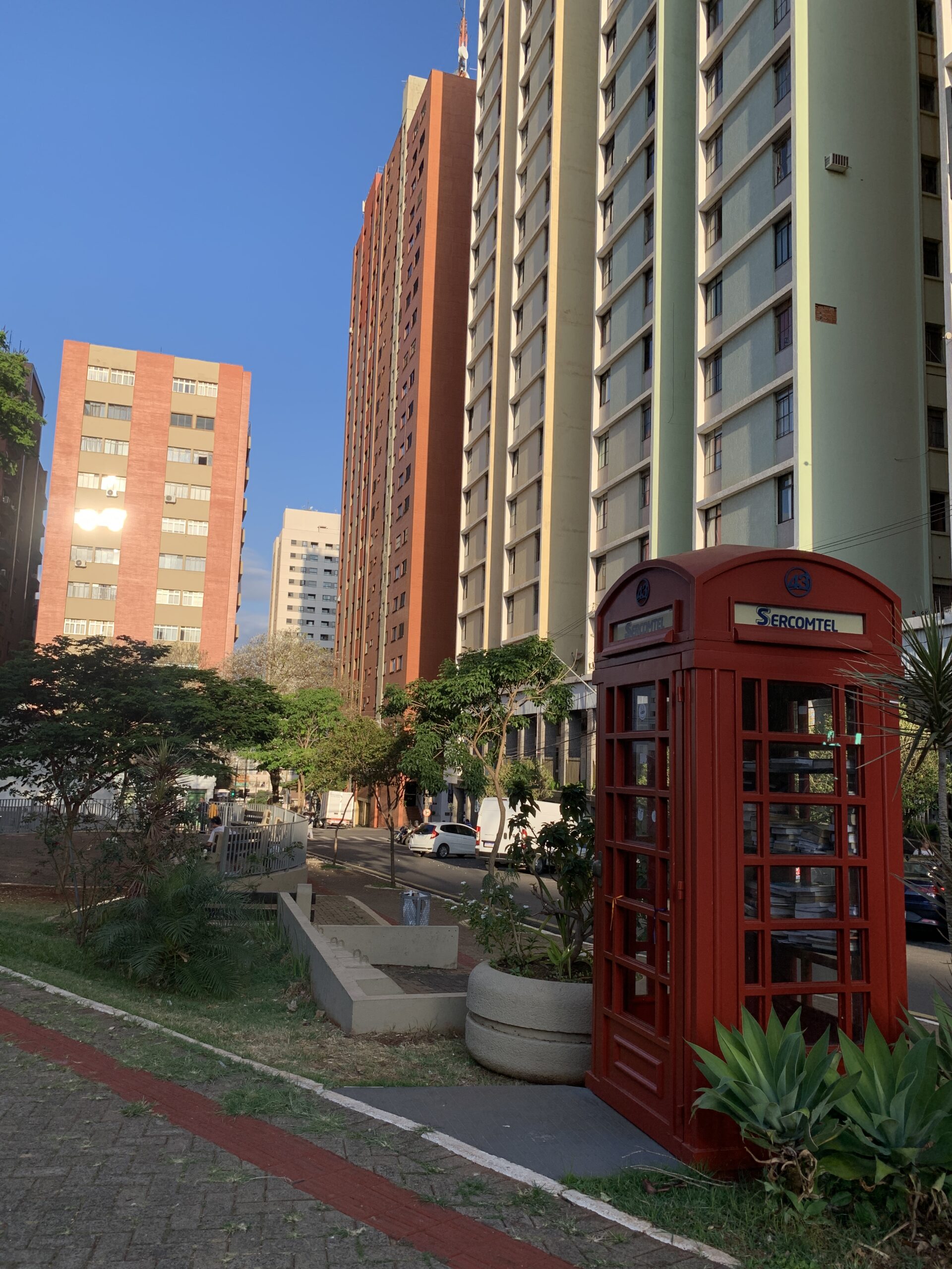 Confira o horário do comércio desta semana em Londrina