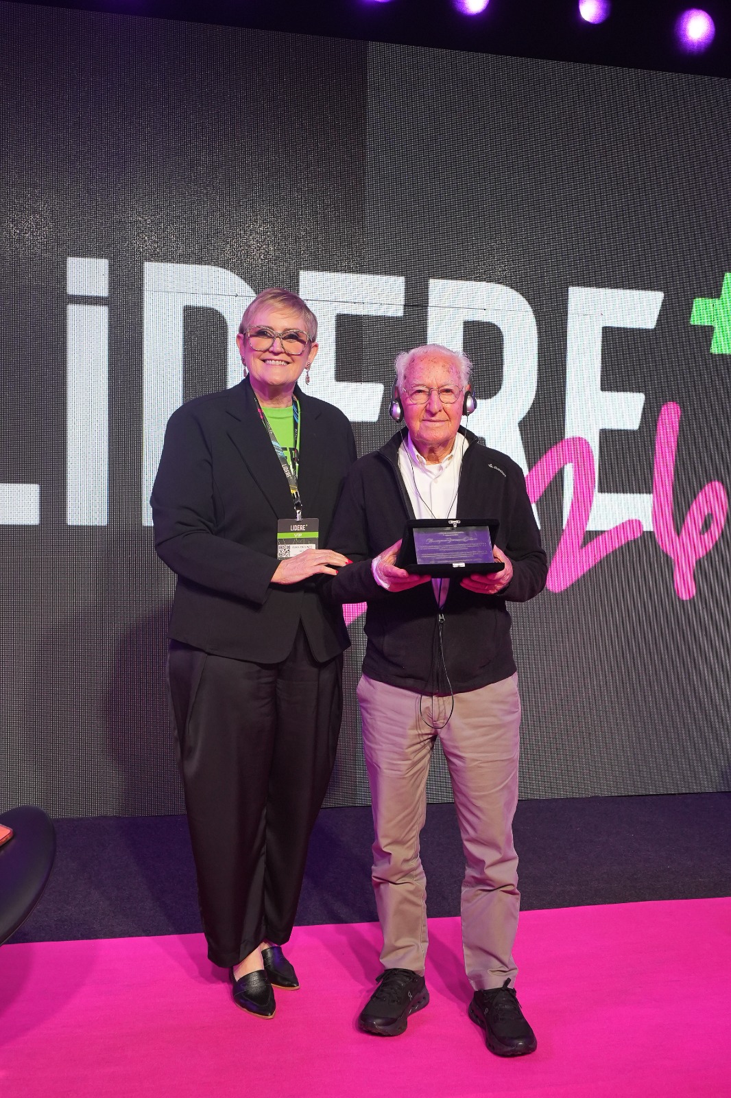 LiDERE+ 2026 teve 61 palestrantes, 50 marcas expositoras, 2.048 inscritos e 300 colaboradores; próxima edição já foi anunciada